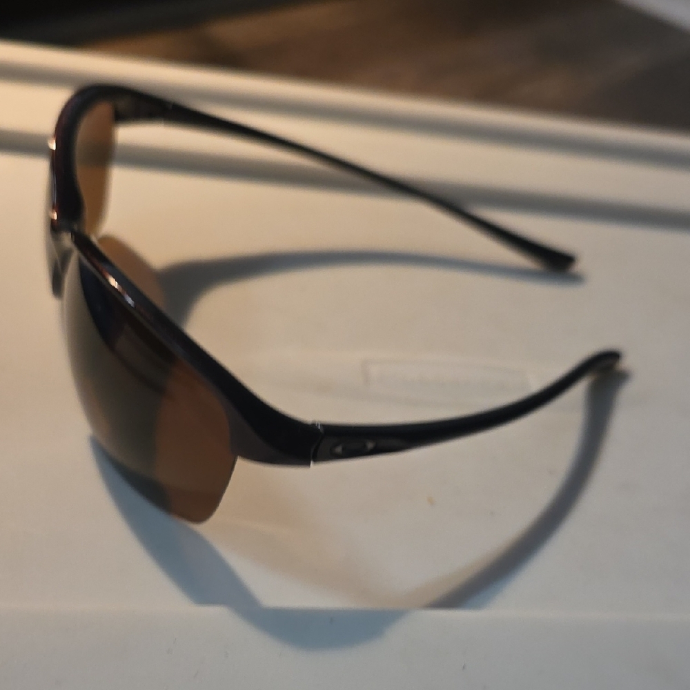 Oakley Women's Unstoppable Sunglasses (Model OO9191 - Picture 4 of 5
